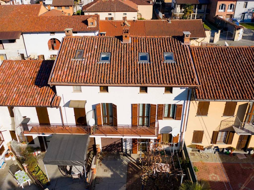 Villetta a schiera a Valfenera in Via Amedeo di Aosta, 20 - Foto 3