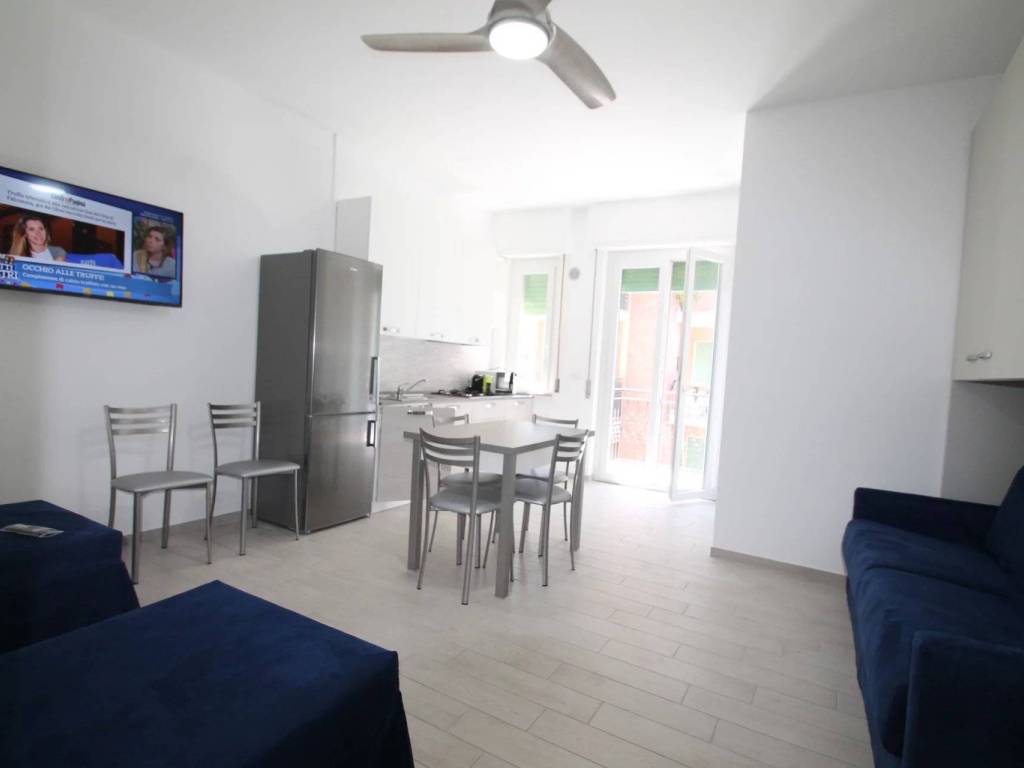 Appartamento a Borghetto santo spirito in Corso Leonardo da Vinci 6. - Foto 3
