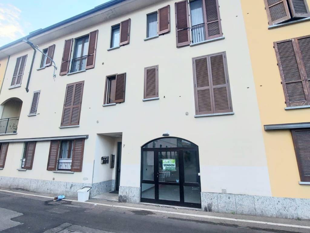 Immobile a Rovellasca in Via 4 Novembre, 7 - Foto 2