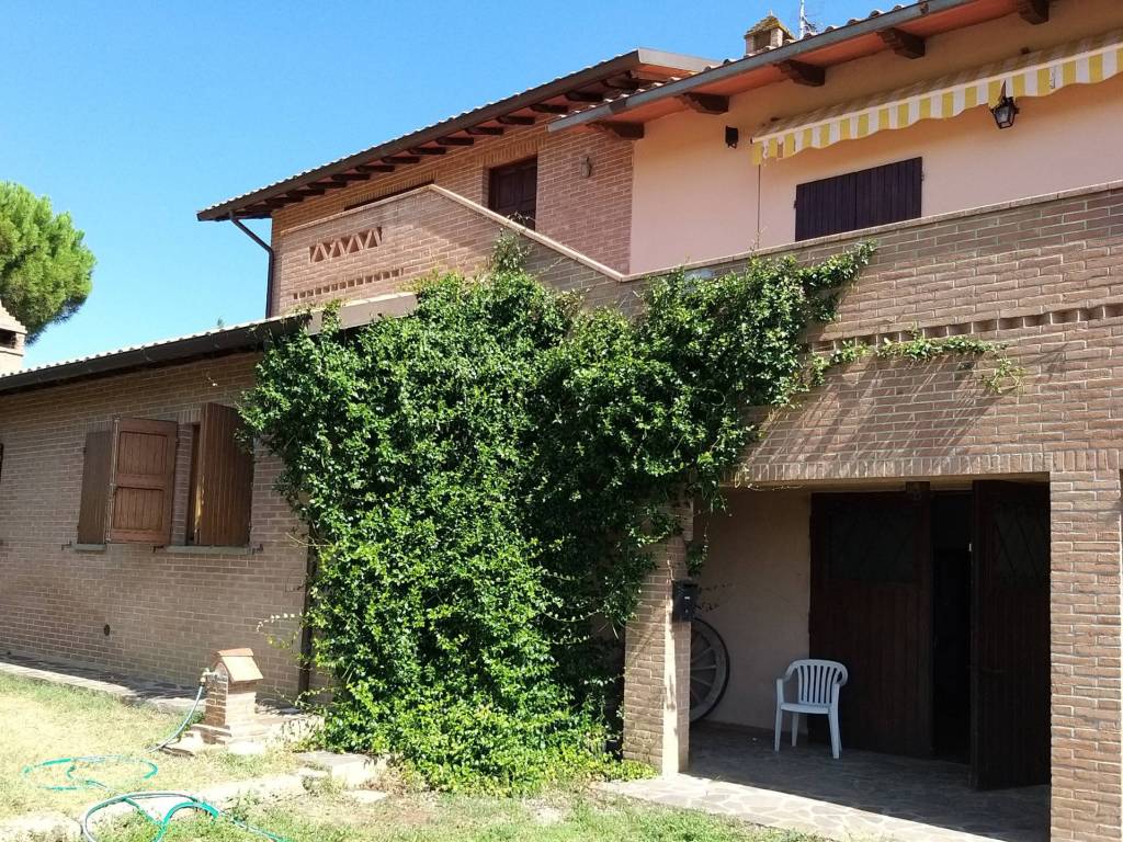 Rustico / casale a Castiglione del lago in Località Croce - Foto 3