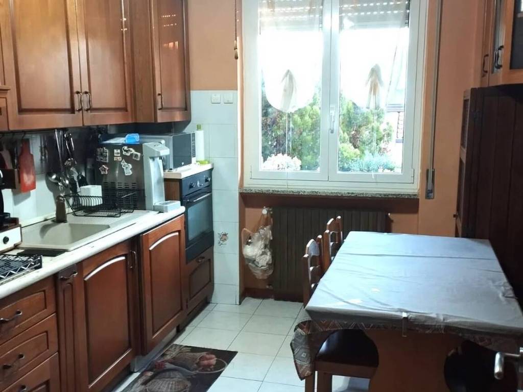 Appartamento a Rovellasca in Carso S.N.C. - Foto 3