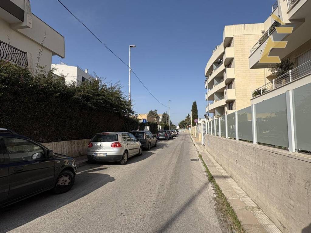 Villa a Bari in Via Giuseppe Volpe - Foto 3