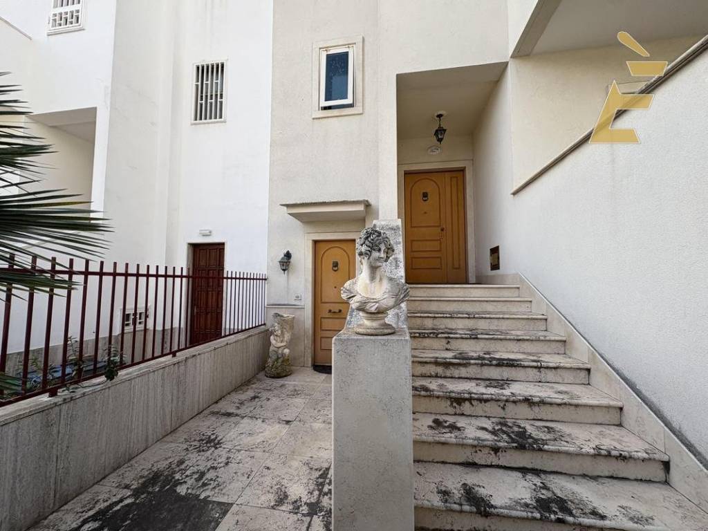 Villa a Bari in Via Giuseppe Volpe - Foto 4