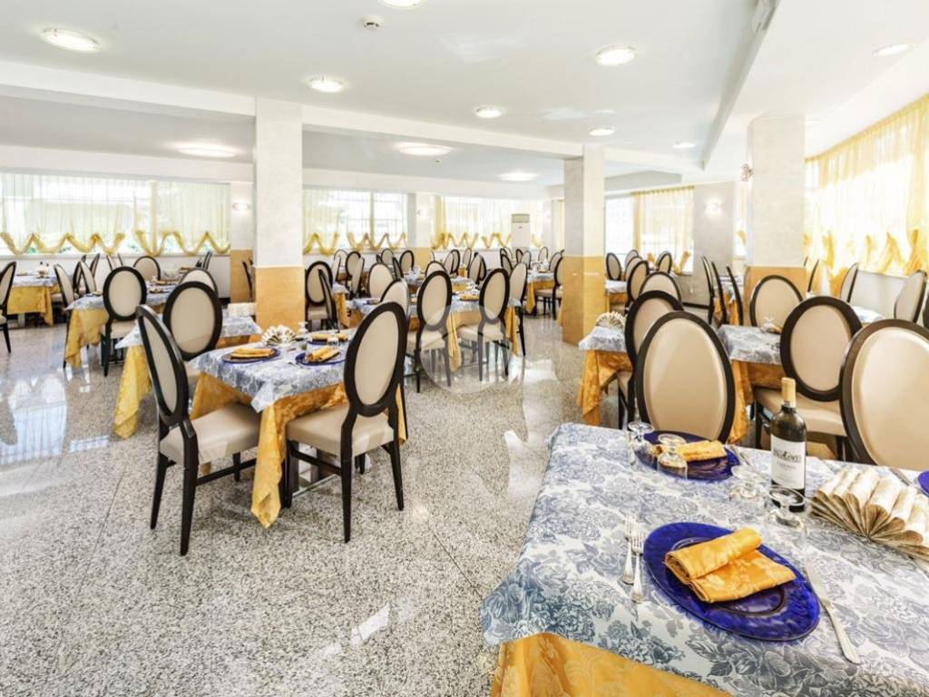 Palazzo / stabile a San benedetto del tronto in Via G. Martucci, 1 - Foto 4