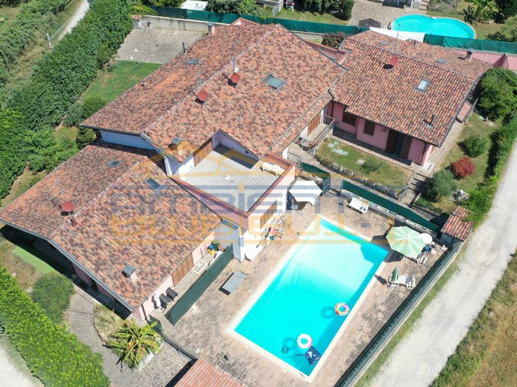 Villa a Robbiate in Via Novarino - Foto 4