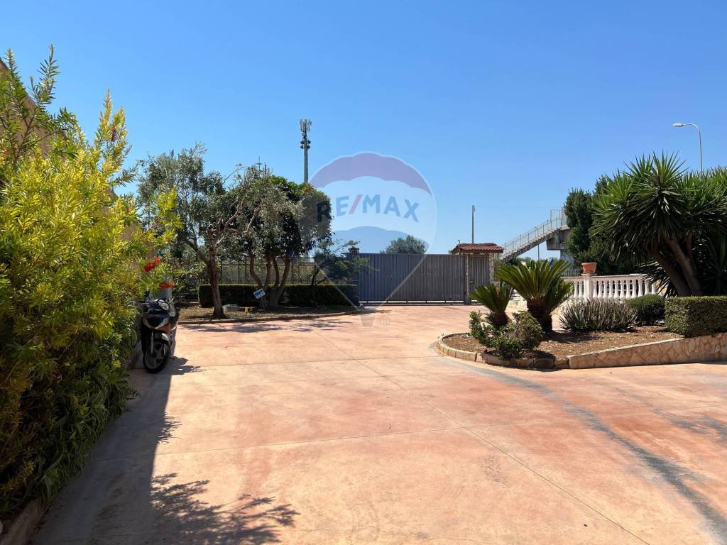 Villa a Bari in Via Bari, 53 - Foto 2