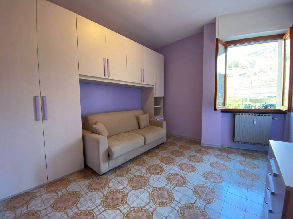 Appartamento a Finale ligure in Via Gioacchino Rossini - Foto 4