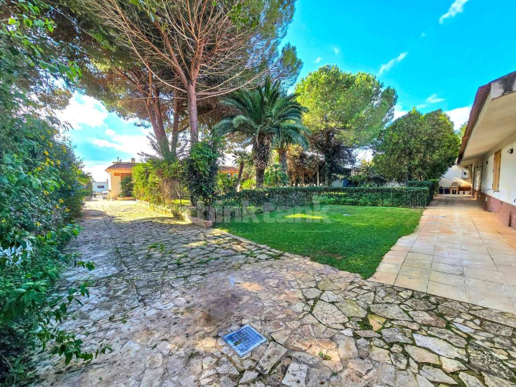 Villa a Vittoria in via Strada Circonvallazione - Foto 4