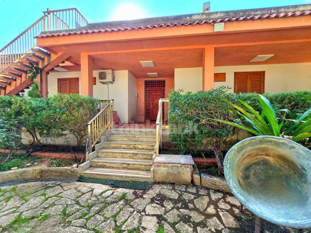 Villa a Vittoria in via strada circonvallazione - Foto 2