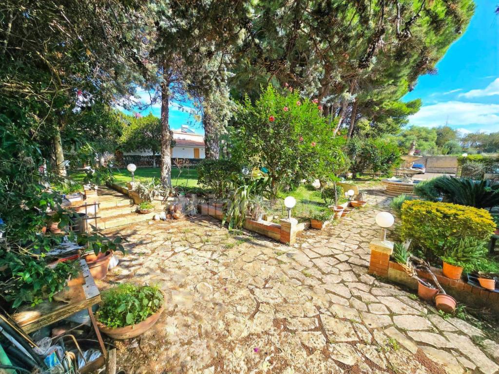 Villa a Vittoria in via strada circonvallazione - Foto 4
