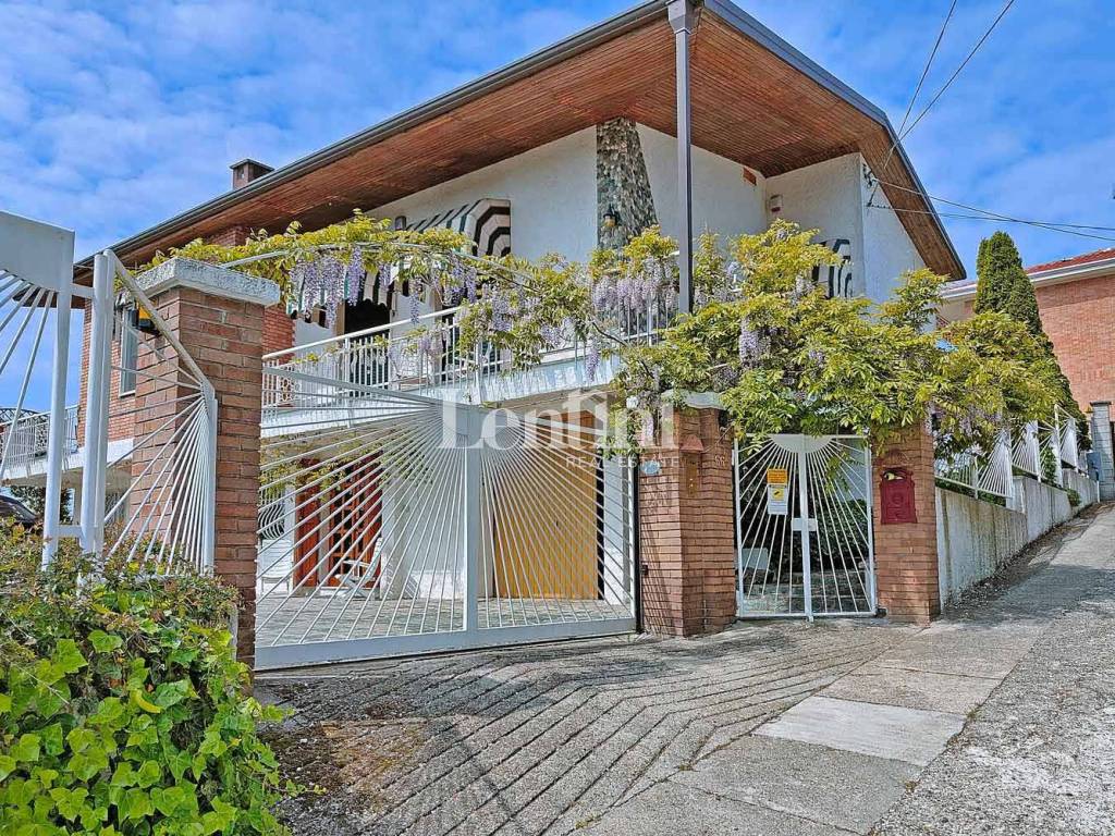 Villa a Moncalvo in Via Giuseppe Gavello, 66 - Foto 5