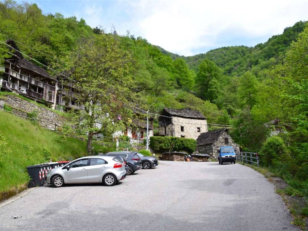 Rustico / casale a Calasca-castiglione in Località Crotto, snc - Foto 4