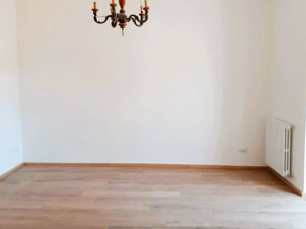 Appartamento a Sarzana in Via Cisa, 23 - Foto 5