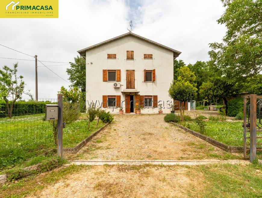 Villa a Rubiera in Via Emilia Est - Foto 2