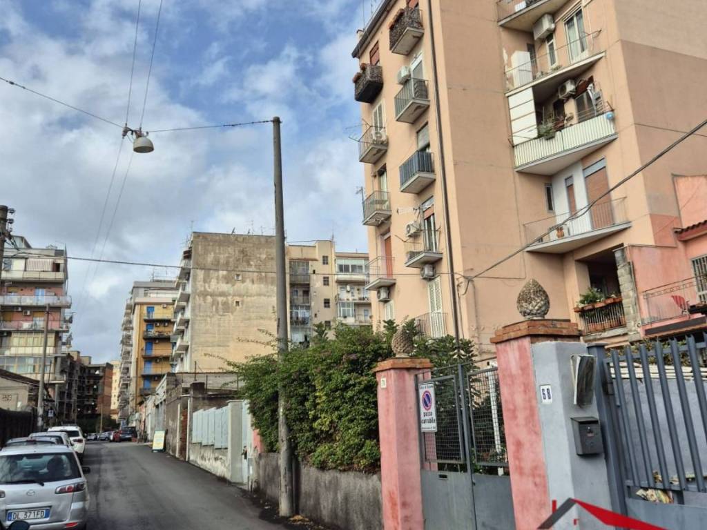 Appartamento a Catania in Via Cronato - Foto 3