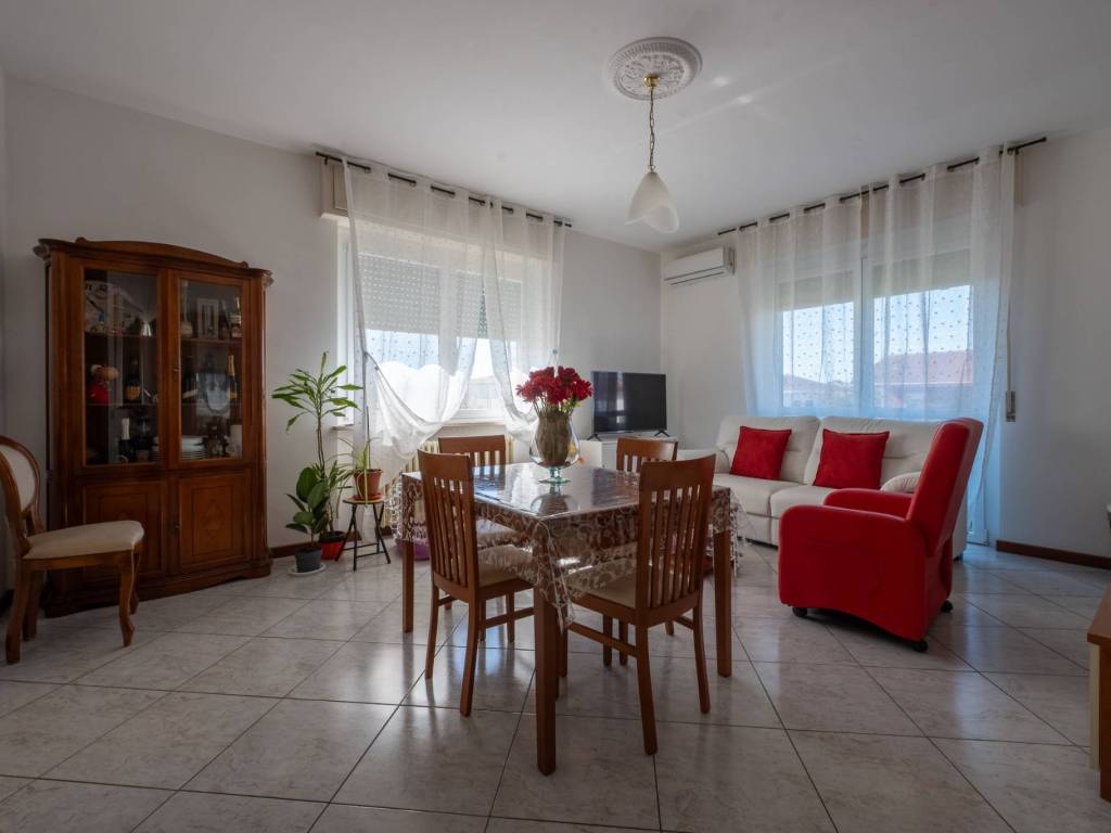 Villa a Cameri in Strada Privata delle camelie , 1 - Foto 3