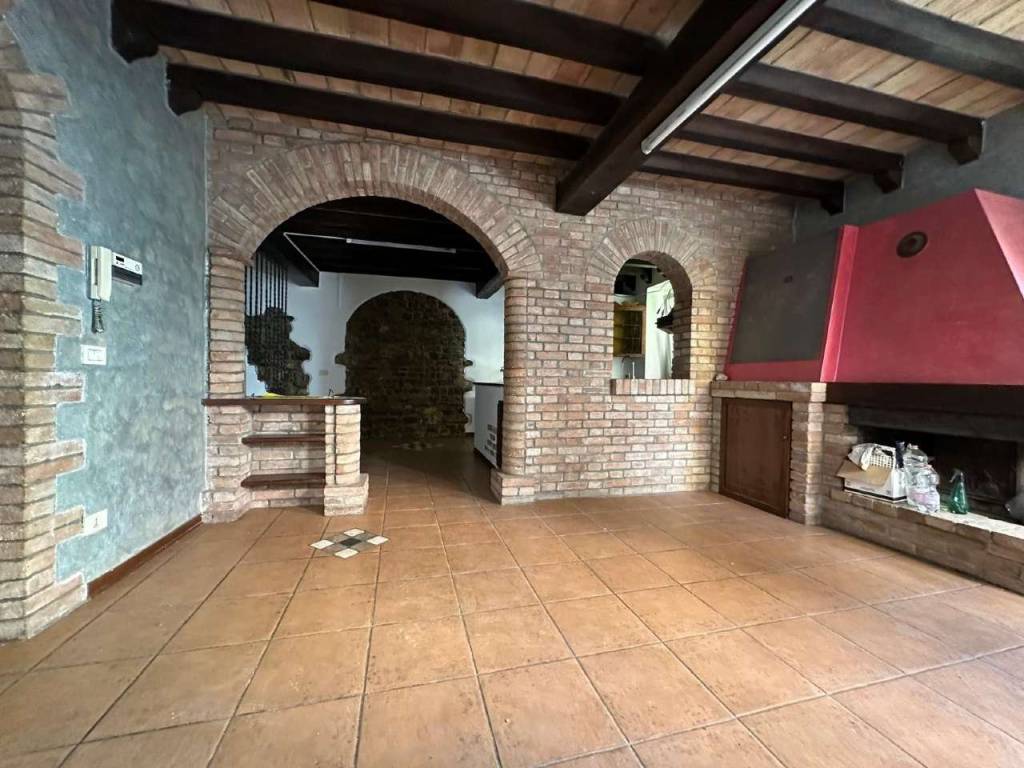 Casa indipendente a Lugagnano val d'arda in via Matteotti - Foto 3