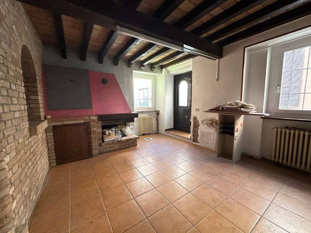 Casa indipendente a Lugagnano val d'arda in via Matteotti - Foto 4