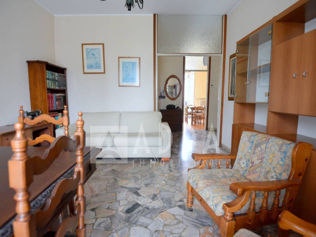 Appartamento a Barzanò in Via Giuseppe Pirovano - Foto 3