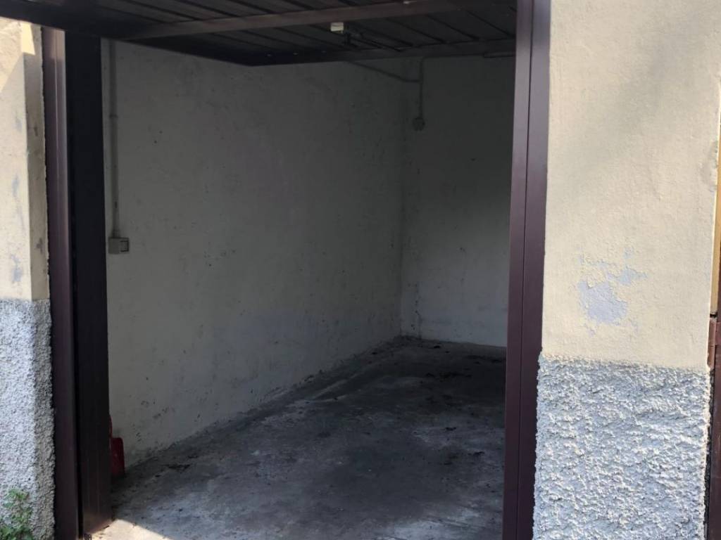 Box / garage a Como in Via Cardano - Foto 2