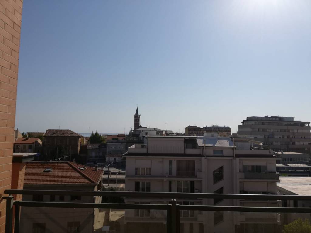 Appartamento a Civitanova marche in Via Guglielmo Marconi, 23 - Foto 2
