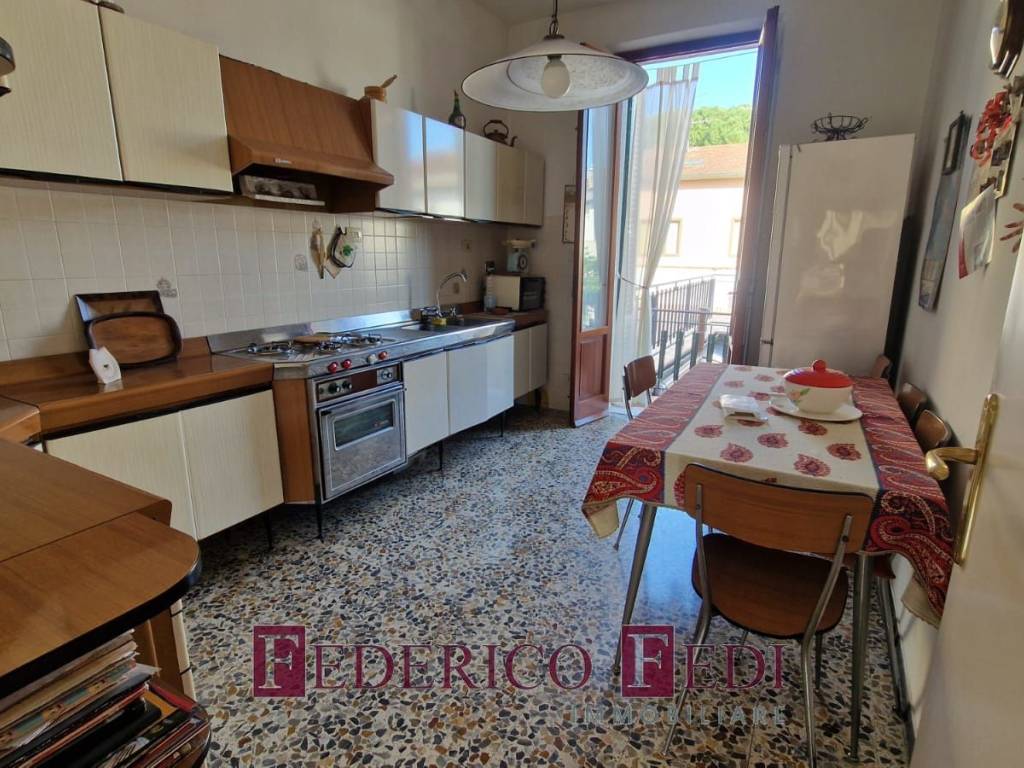 Appartamento a Montemurlo in Via Giuseppe Mazzini - Foto 5