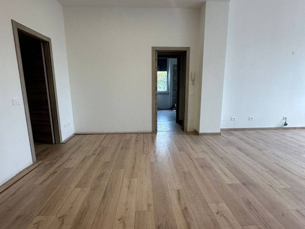 Appartamento a Villa guardia in Via Vittorio Veneto - Foto 5