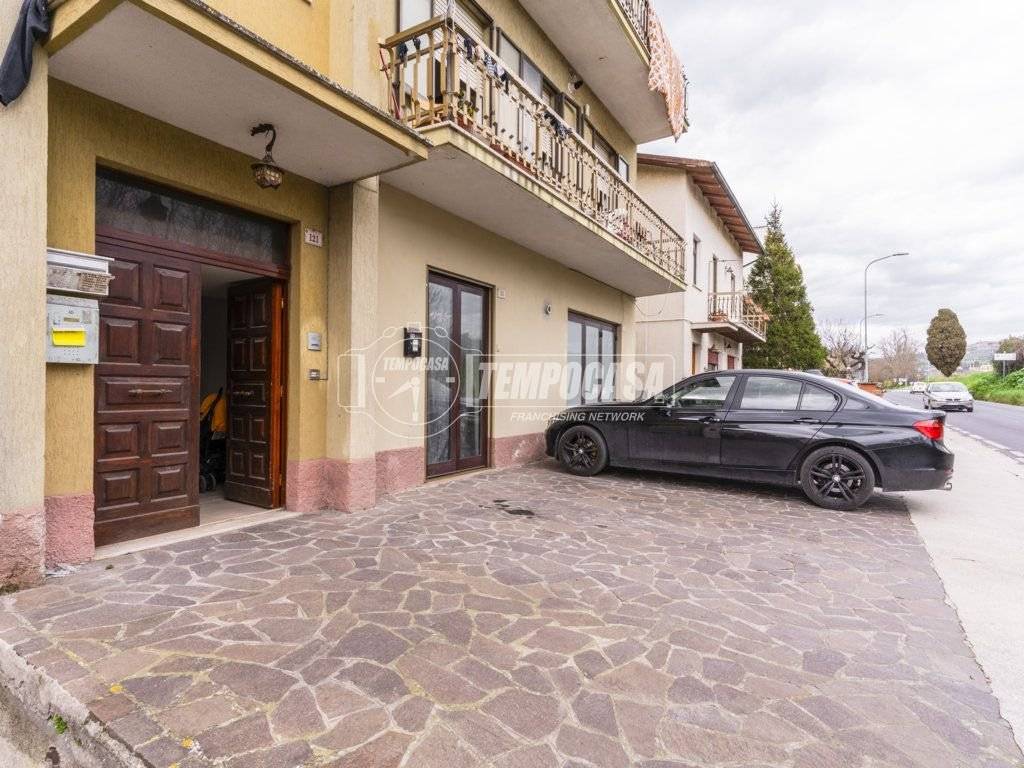 Appartamento a Montecosaro in Via Marche 121 - Foto 4