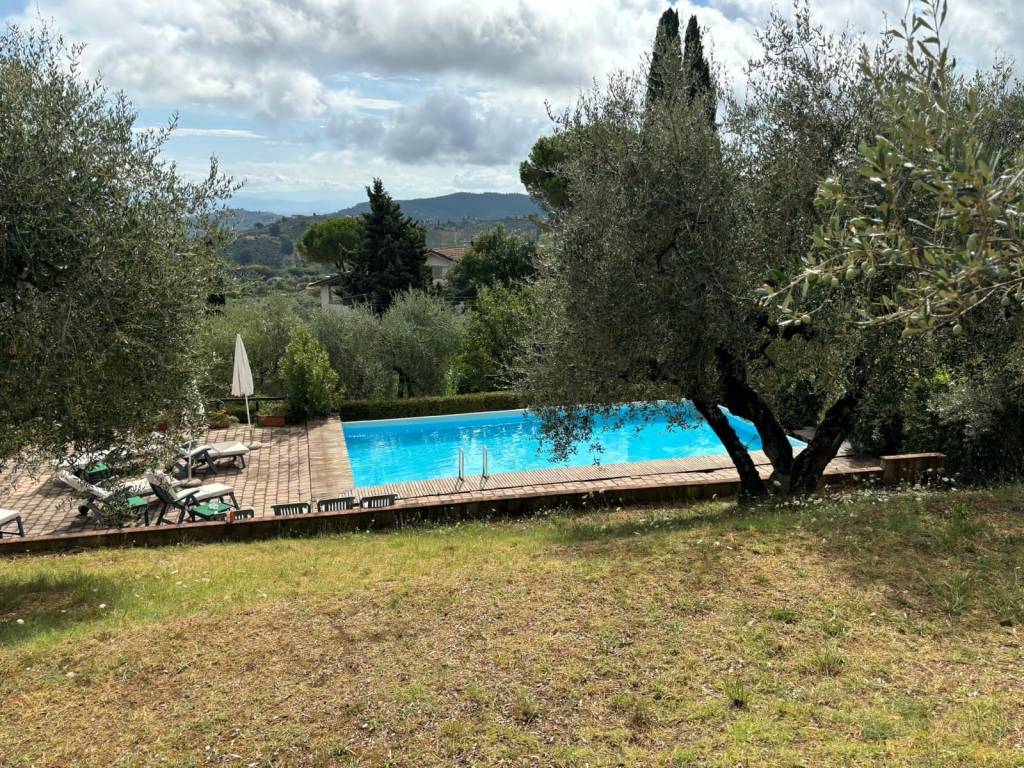 Villa a Quarrata in Via Bonaccorso da Montemagno, 77 - Foto 3