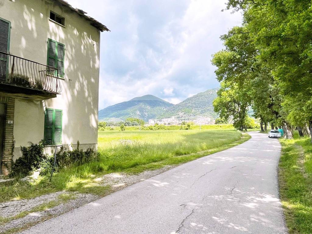 Casa indipendente a Gubbio in Via Zappacenere, 4 - Foto 2