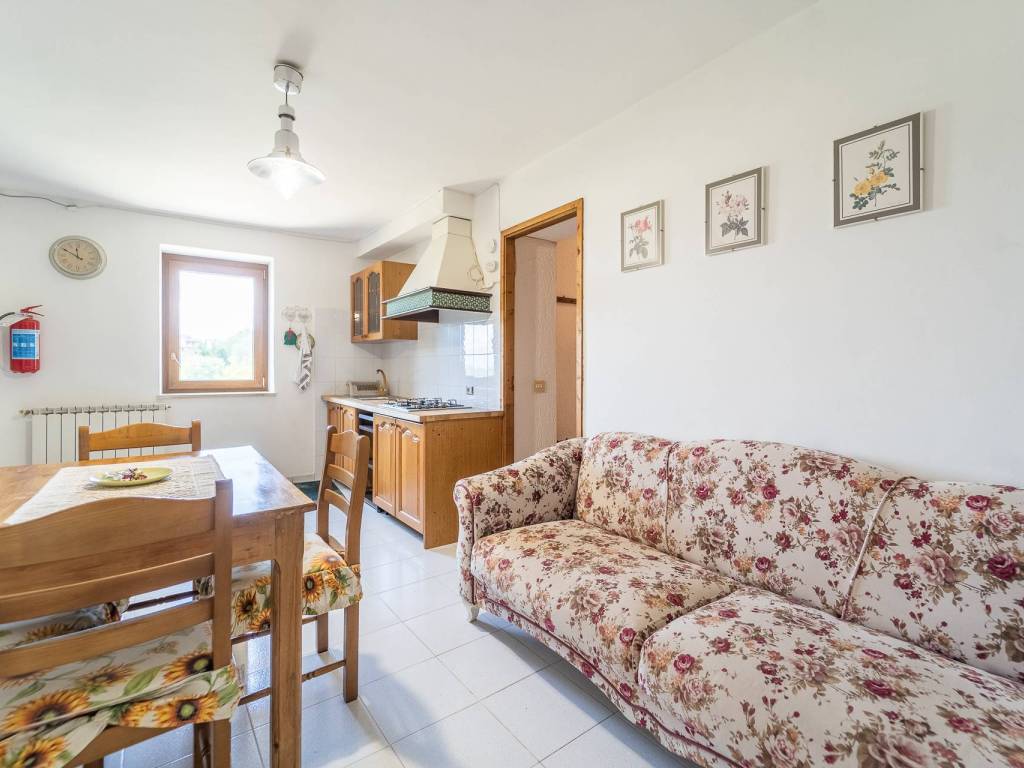 Rustico / casale a Serrone in Via Colle Sant'Angelo, 36 - Foto 2