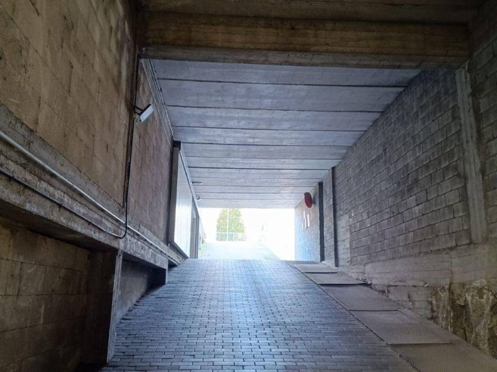 Box / garage a Alessandria in Via Fiume, 26 - Foto 3