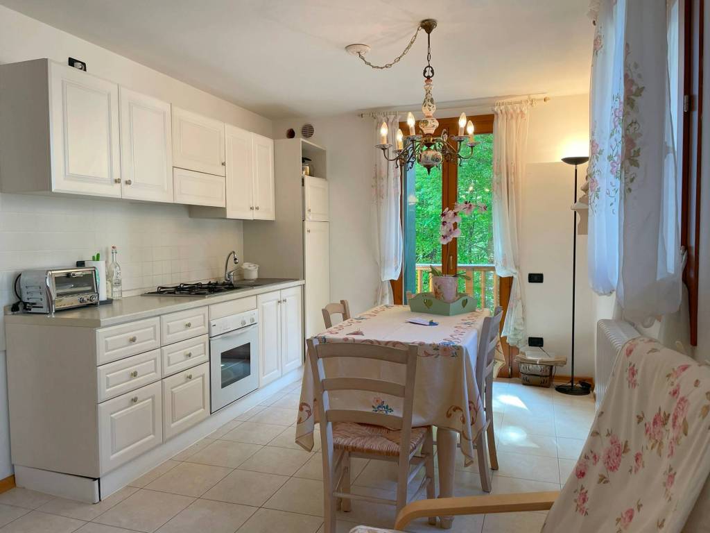 Appartamento a Lavarone in Via Trieste - Foto 5