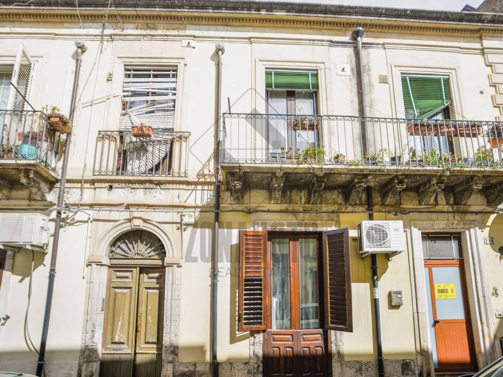 Casa indipendente a Noto in Via Giovanni Aurispa, 227 - Foto 2