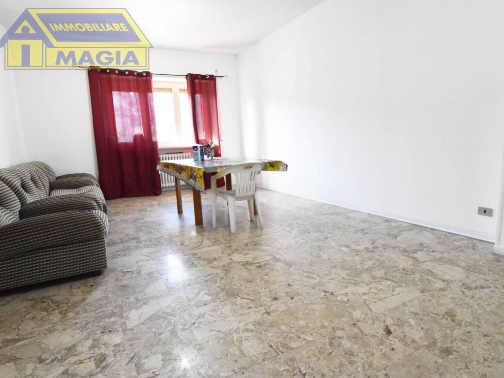 Appartamento a Monsampolo del tronto in via Cristoforo Colombo - Foto 4