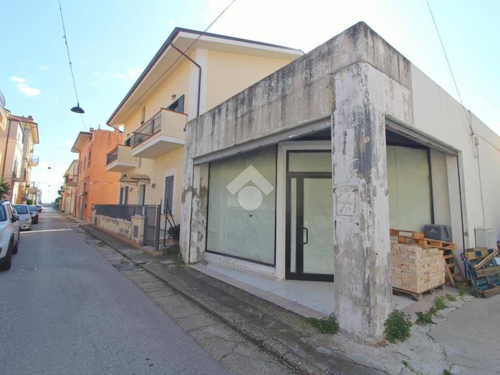 Terreno a Giulianova in Via Napoli, 28 - Foto 2