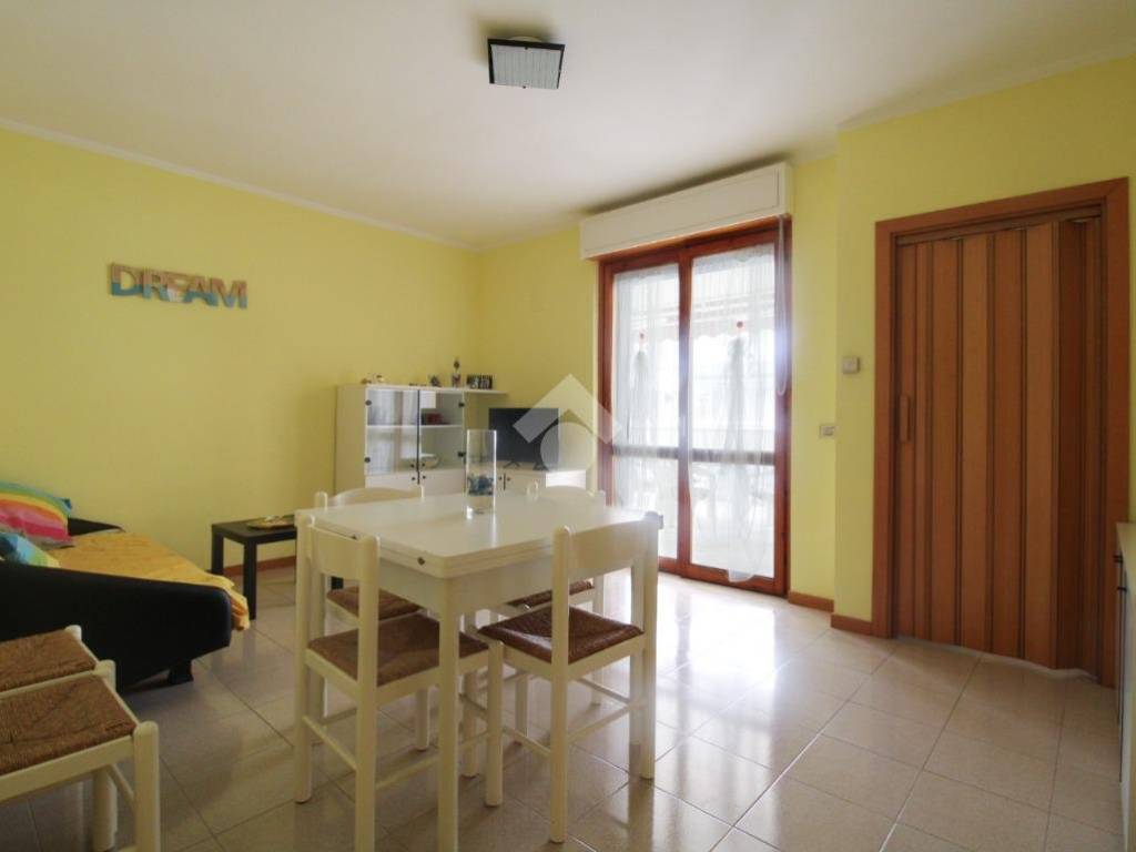 Appartamento a Tortoreto in Via Don Luigi Sturzo, 8 - Foto 2