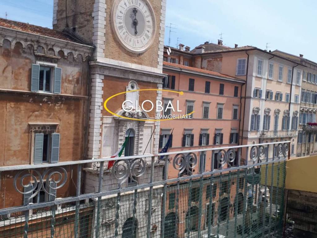 Appartamento a Ancona in Piazza Del Plebiscito - Foto 2
