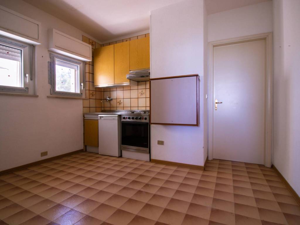 Appartamento a Lesina in Viale Pietra Maura - Foto 2