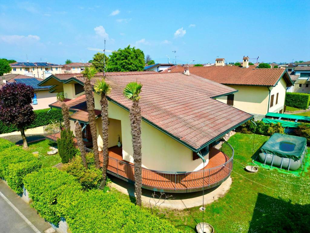 Villa a Lograto in Via Leonardo da Vinci - Foto 2
