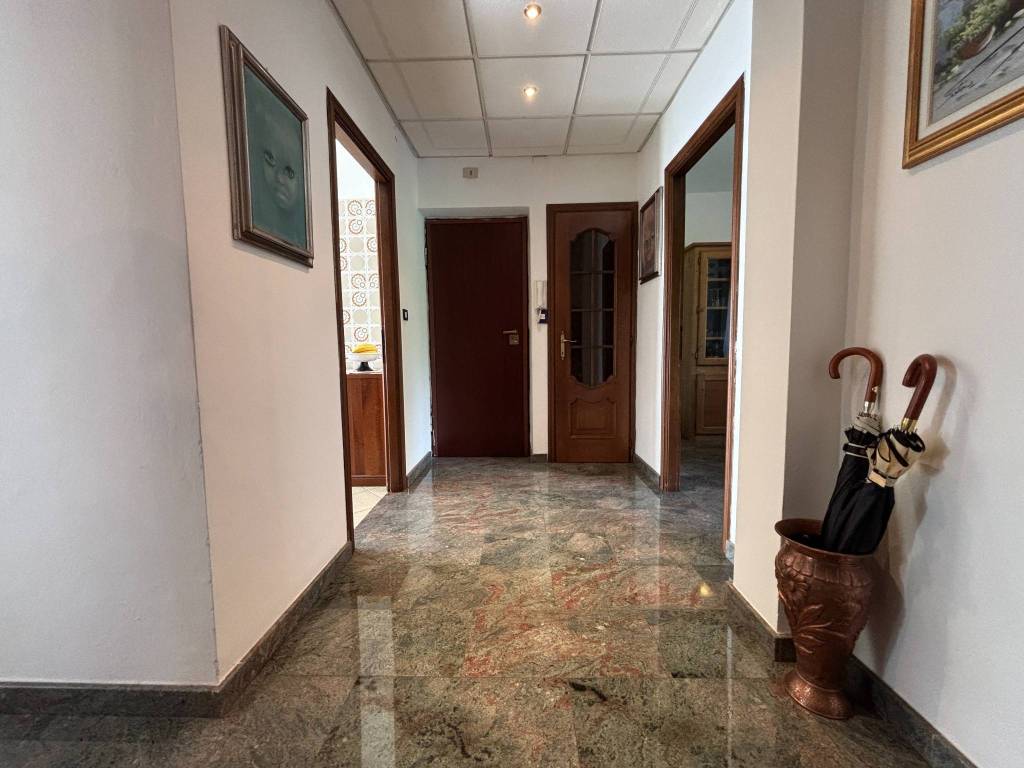 Appartamento a Aosta in Via Buthier, 41 - Foto 3