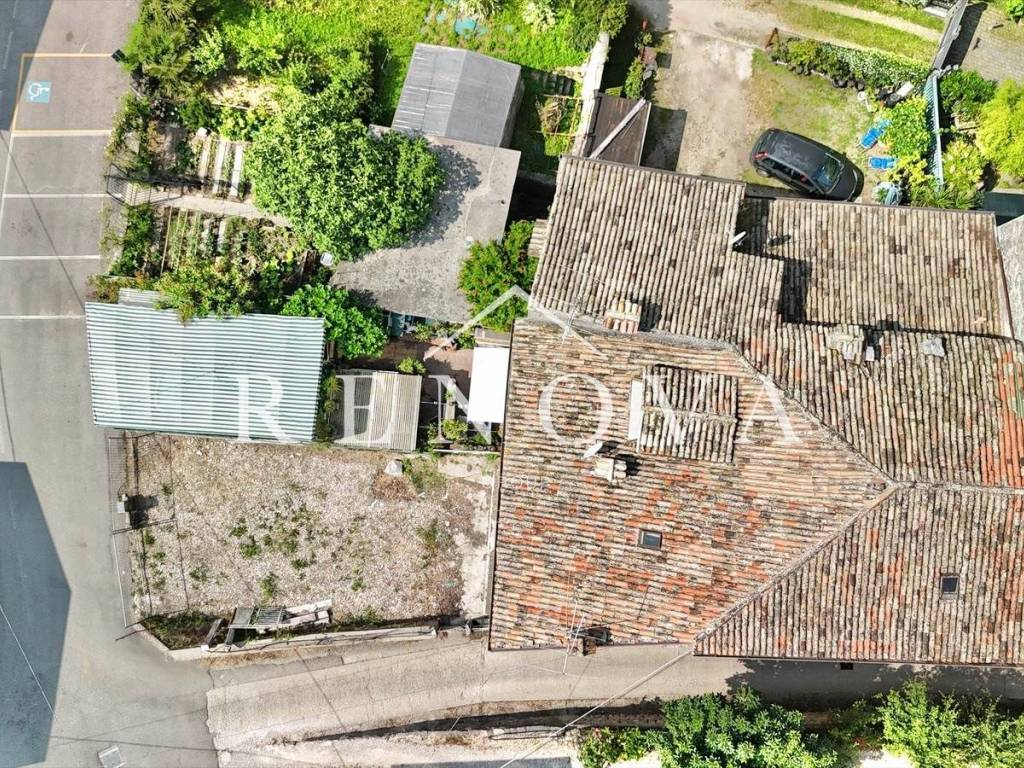 Rustico / casale a Caprino veronese in Piazza Pietro Scala - Foto 3