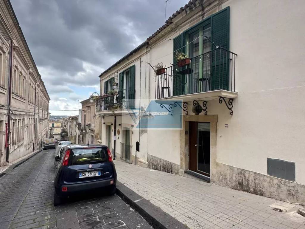 Casa indipendente a Noto in Via Cavour - Foto 3