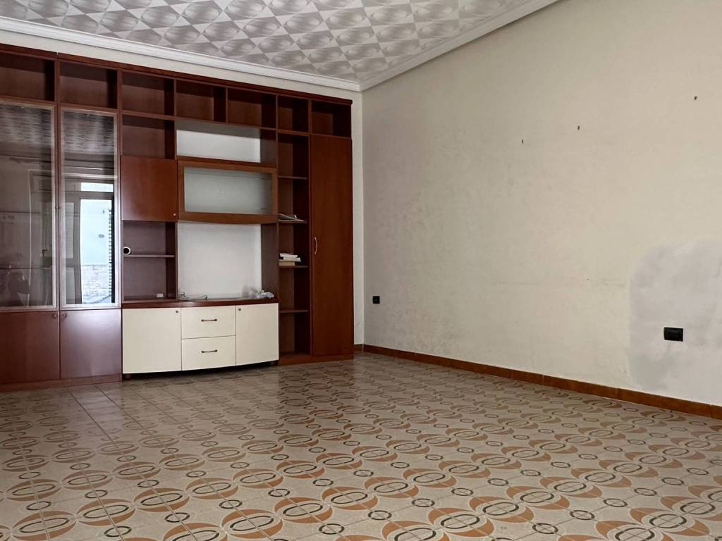 Appartamento a Manfredonia in Via Galileo Galilei - Foto 4