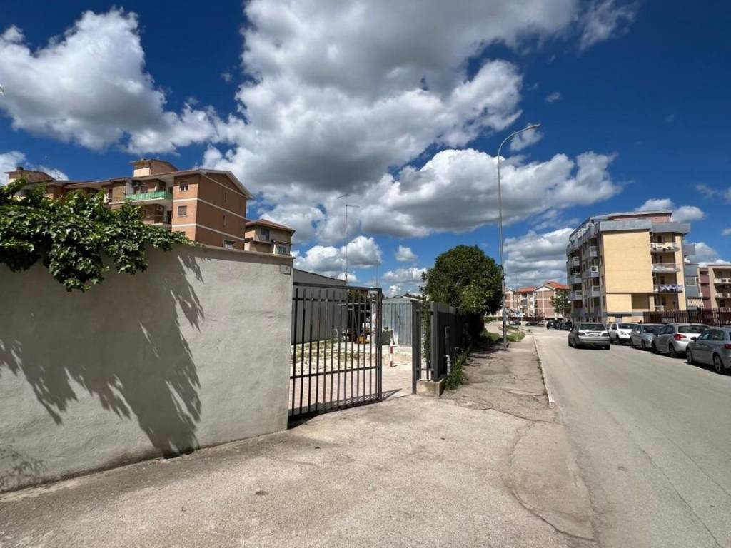 Terreno a Foggia in Via Alberto Amorico - Foto 2