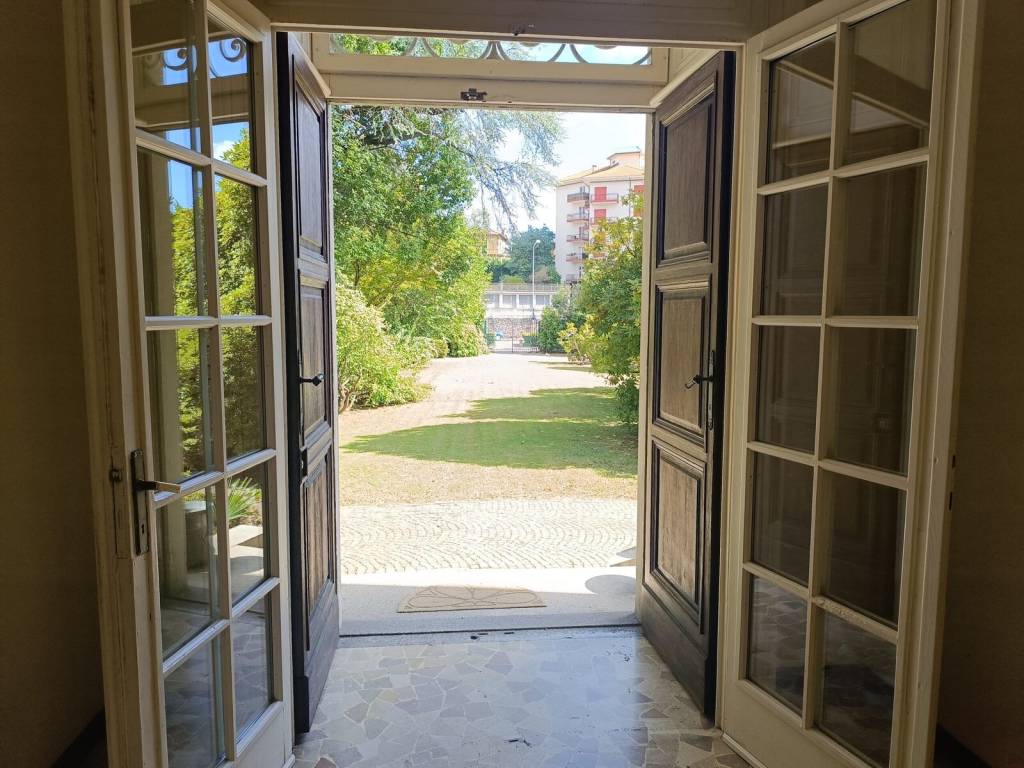 Appartamento a Verbania in Via Marco De Marchi - Foto 3
