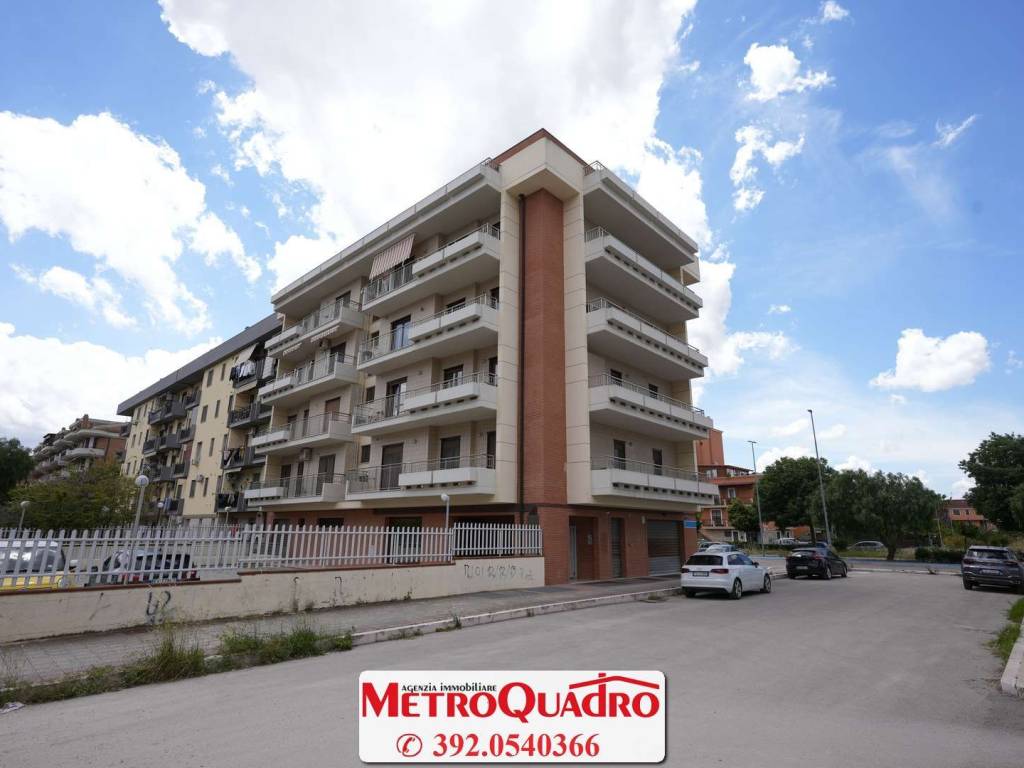 Appartamento a Foggia in Viale Ignazio D'Addedda - Foto 2