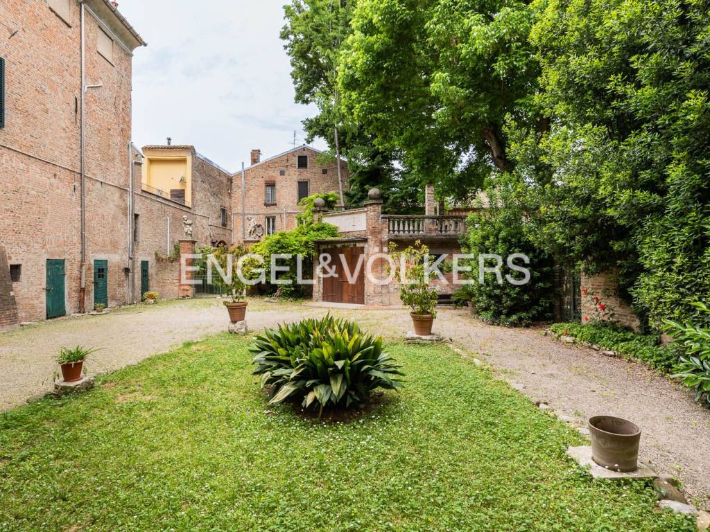 Appartamento a Ferrara in Via Montebello, 35 - Foto 3