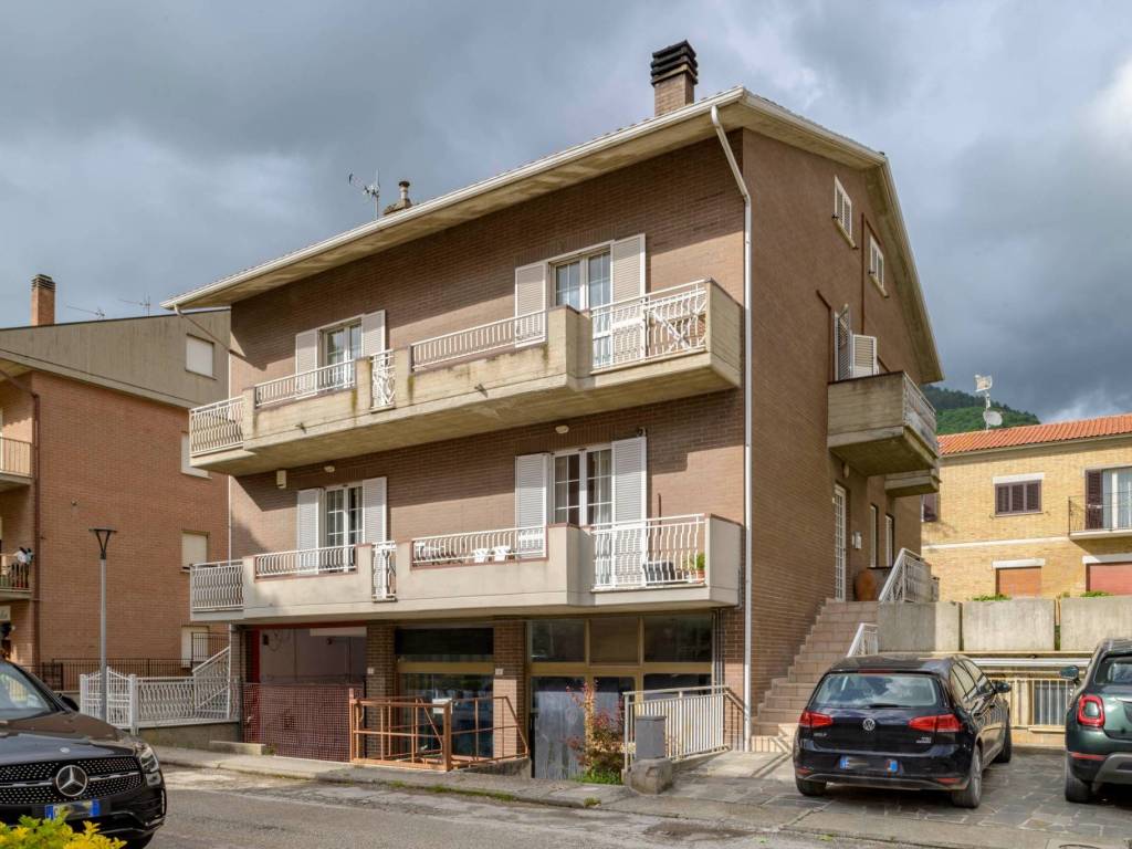 Appartamento a Gubbio in Viale Leonardo da Vinci - Foto 3