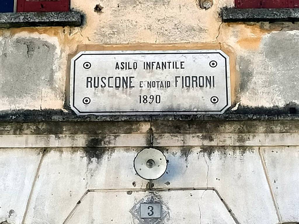 Villa a Lasnigo in Via Nuova, 3 - Foto 2